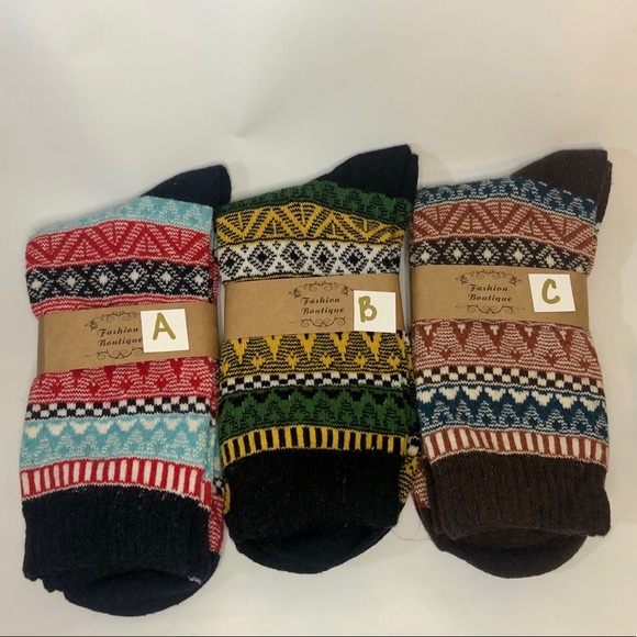 🎉 Adorable Wool Blend Winter Socks - Picture 3 of 7
